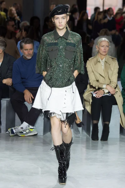 Look 34